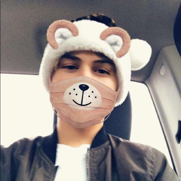 Meet your Posher, Kyle - Picture 1 of 1